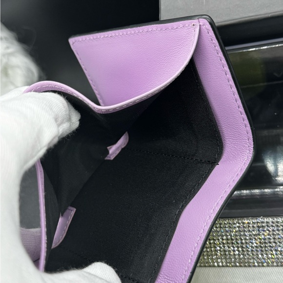 VERSACE Leather Wallet and Chain - Picture 7 of 16